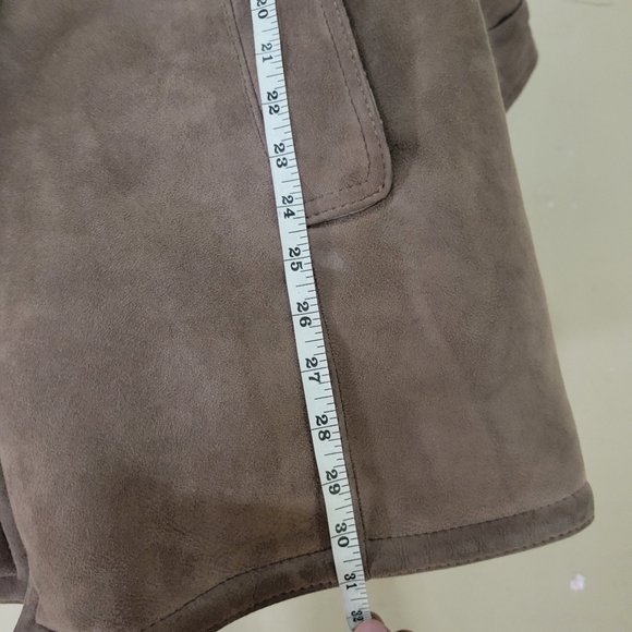 Genuine shearling womens 16 - Picture 2 of 9